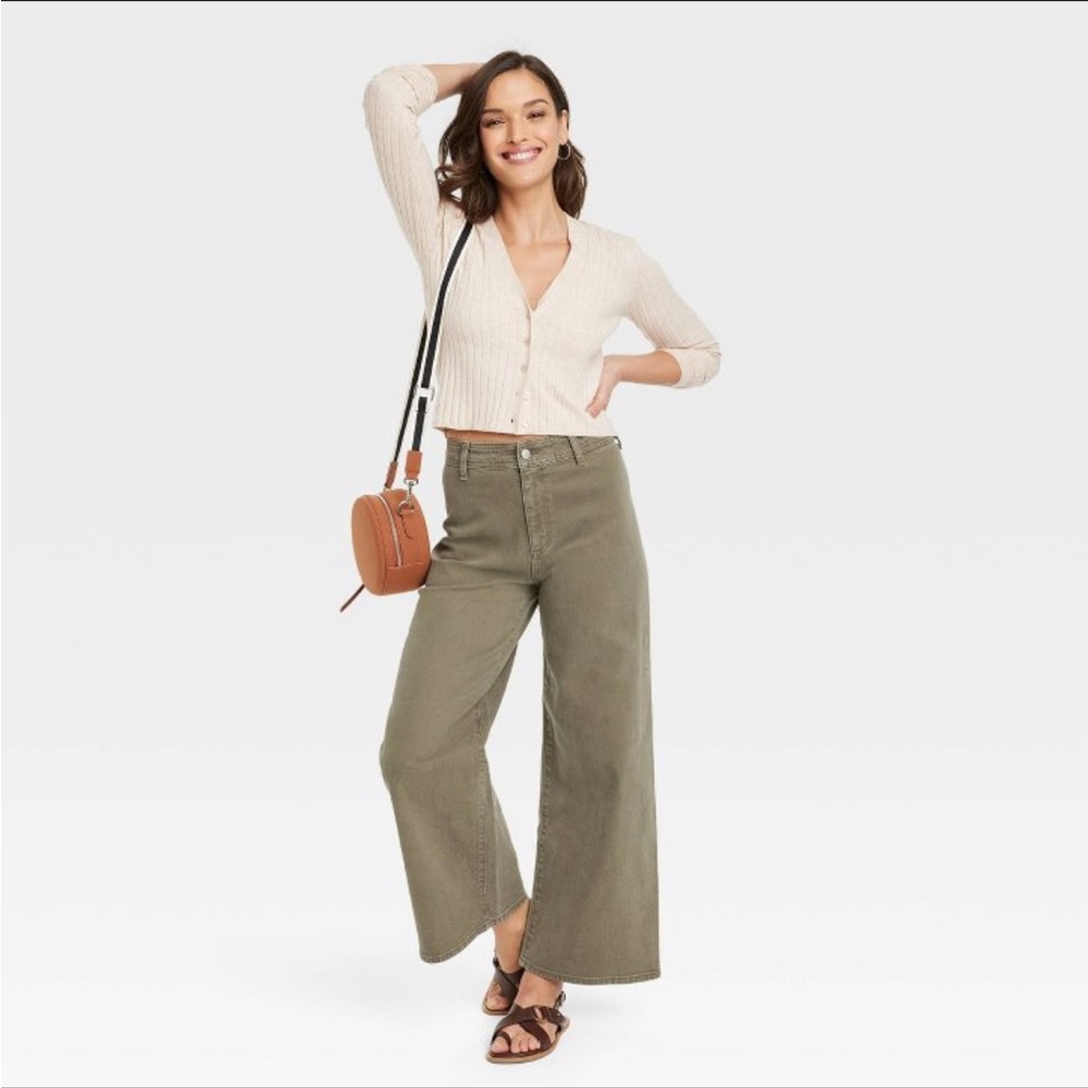 Universal Thread Women’s High Rise Wide Leg Jeans, Olive Green Size 8